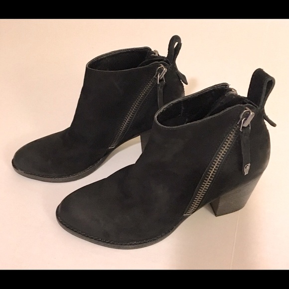 Dolce Vita genuine leather boots with zippers - Picture 3 of 14